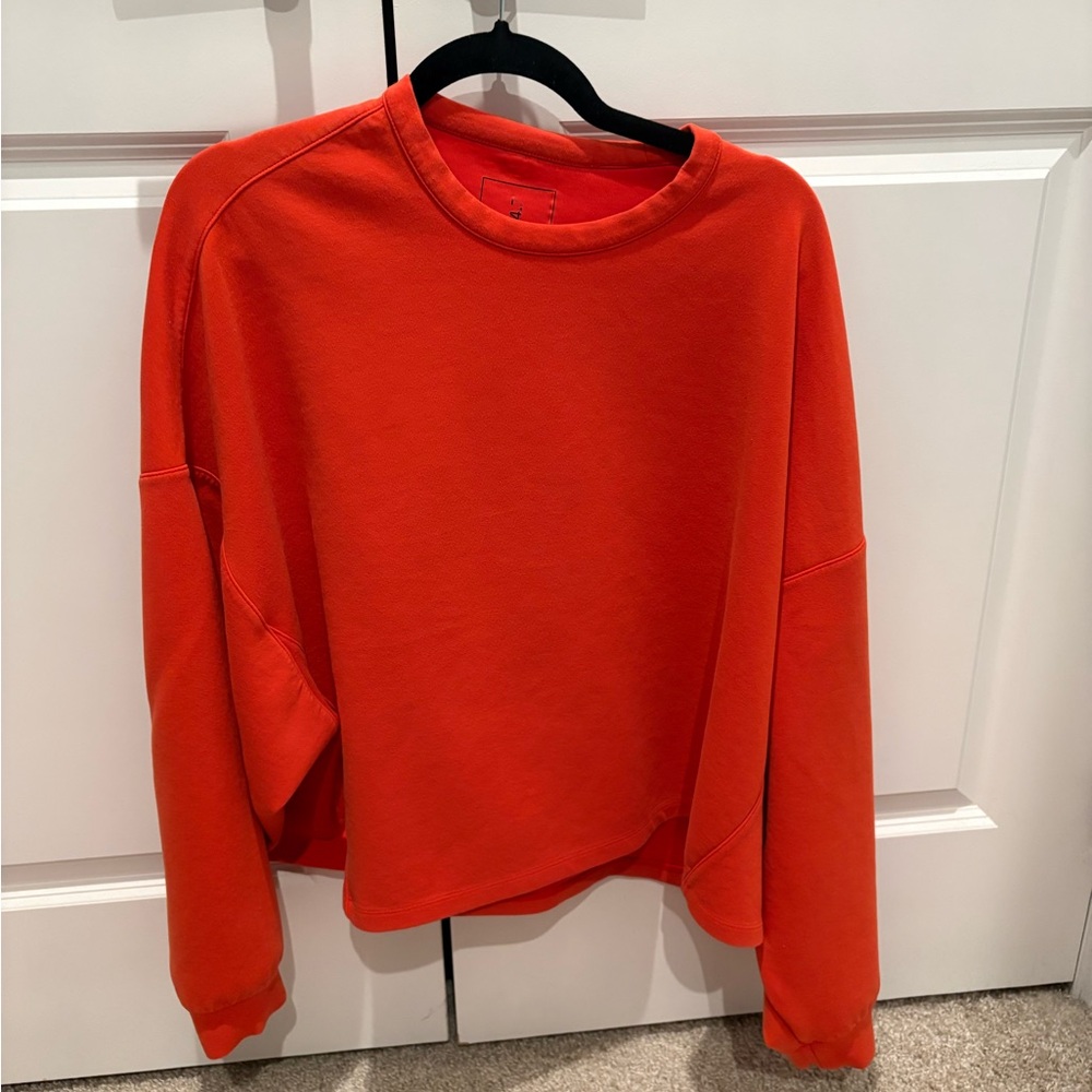 🌸LAST CHANCE CLOSET CLOSING🌸 Nike Women's 24.7 sweatshirt